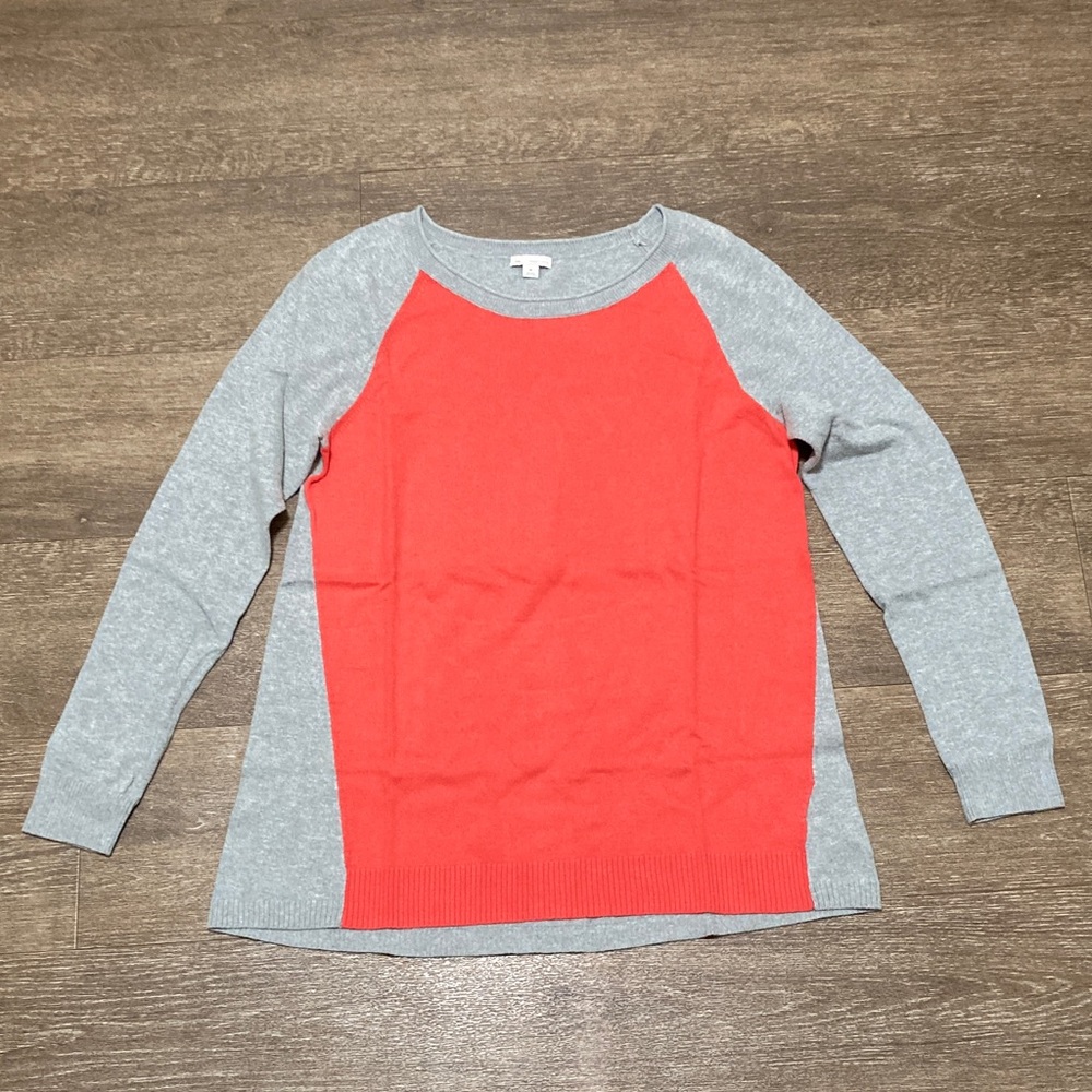 GAP Light Gray Knit Sweater